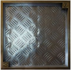 Напольный люк Премиум 44 с латунным кантом 2 створки Напольный люк Премиум 44 с латунным кантом 2 створки