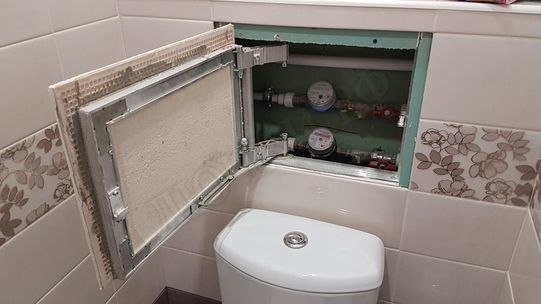 Люк под плитку Нажимной Секрет-Лайт 400*500 Люк под плитку Нажимной Секрет-Лайт 400*500