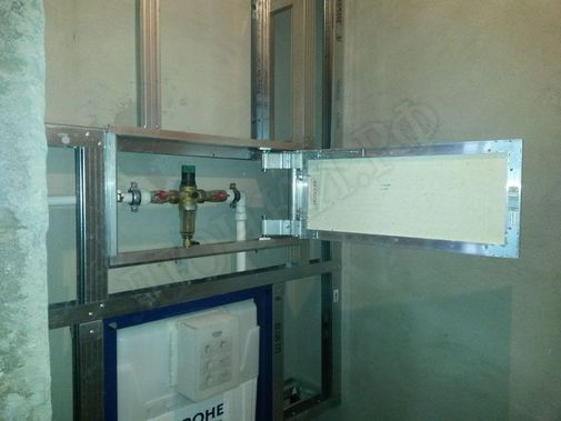 Люк под плитку Нажимной Секрет-Лайт 400*500 Люк под плитку Нажимной Секрет-Лайт 400*500